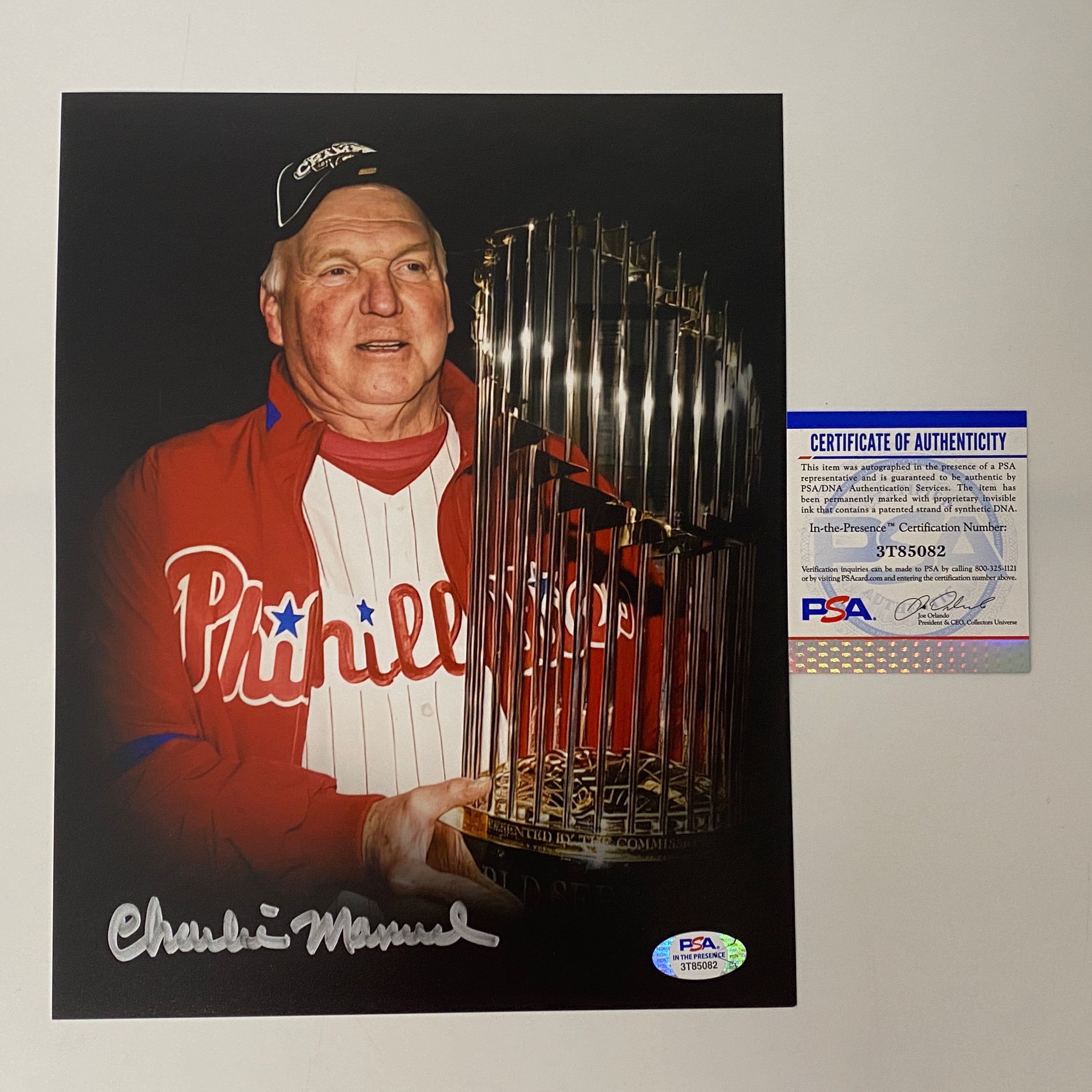 Autographed/Signed Charlie Manuel 2008 World Series Philadelphia 8x10 Baseball Photo PSA/DNA COA